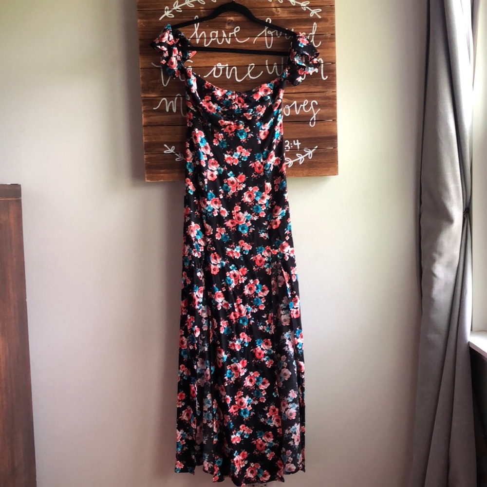 Floral Off Shoulder Maxi